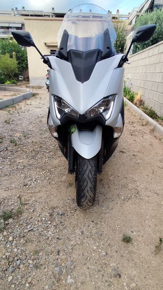 Yamaha T-MAX 530 DX