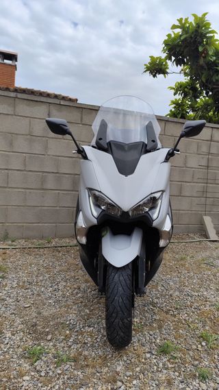Yamaha T-MAX 530 DX