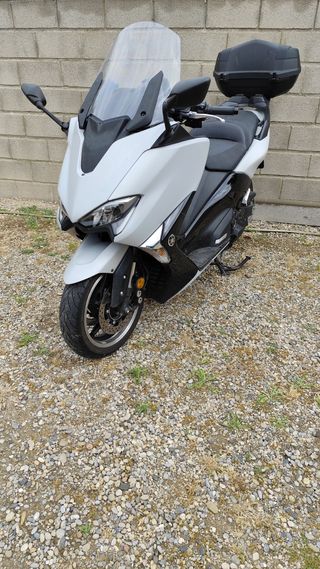 Yamaha T-MAX 530 DX