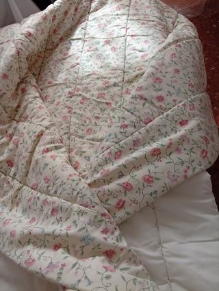 Conjunto de cama floral rosa y terciopelo