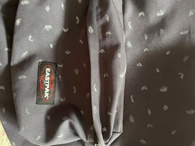 Mochila Eastpak Azul Marino Estampada