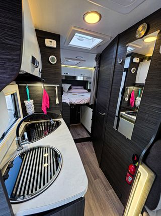 AUTOCARAVANA PERFILADA BENIMAR MILEO 261 2024 