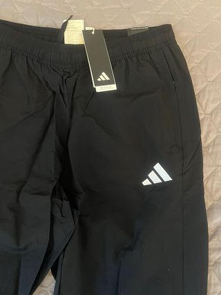 Pantalone Adidas HI3055 di colore Nero Misura M