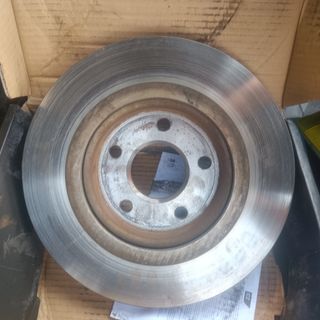 Discos de freno traseros Ford Focus mk2