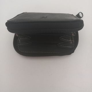 Piccolo portamonete nero con zip