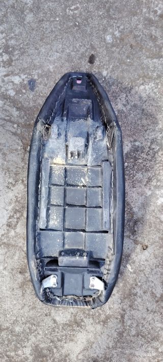 Asiento Suzuki RM 125 (2000)