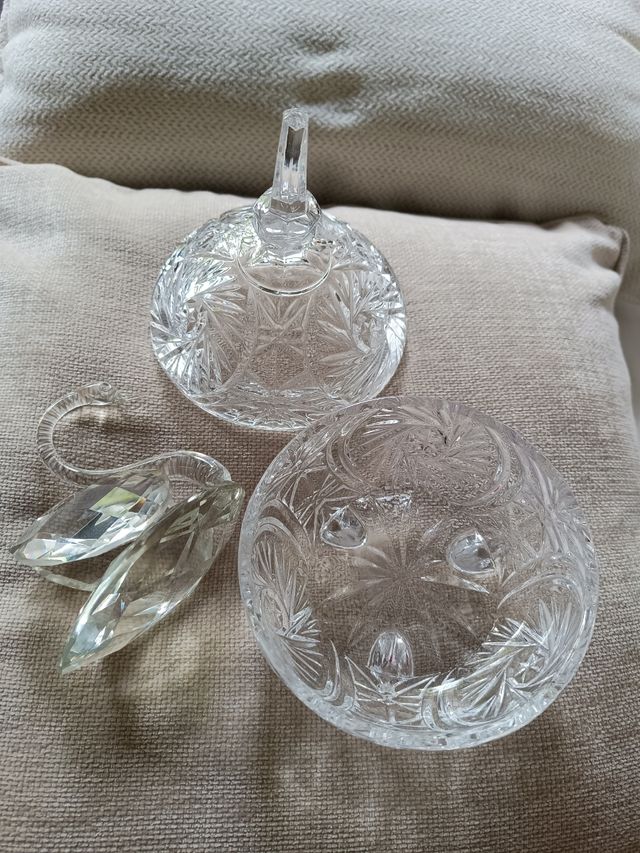 Bombonera de cristal tallado