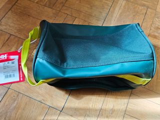 Bolsa de aseo Helly Hansen verde