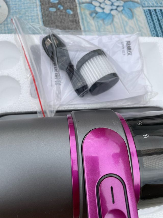 Aspiradora Eléctrica Anti Ácaros con Luz UV