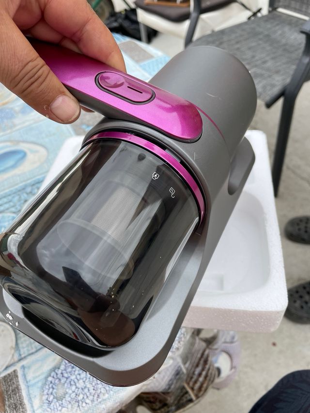 Aspiradora Eléctrica Anti Ácaros con Luz UV