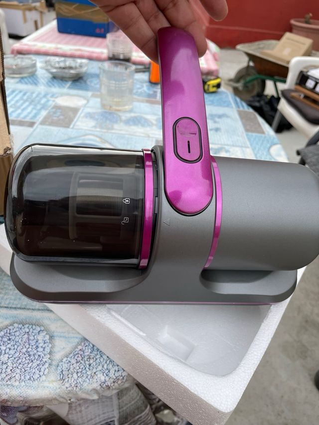 Aspiradora Eléctrica Anti Ácaros con Luz UV