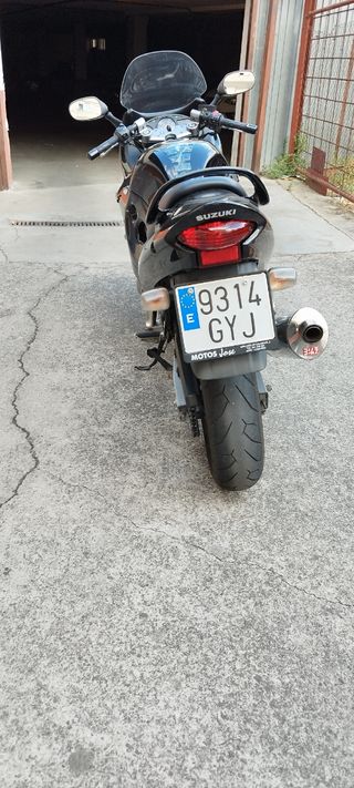 Suzuki GSX750F 92cv