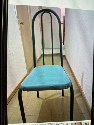 2 Sillas Verdes Metálicas con Asiento de Tela