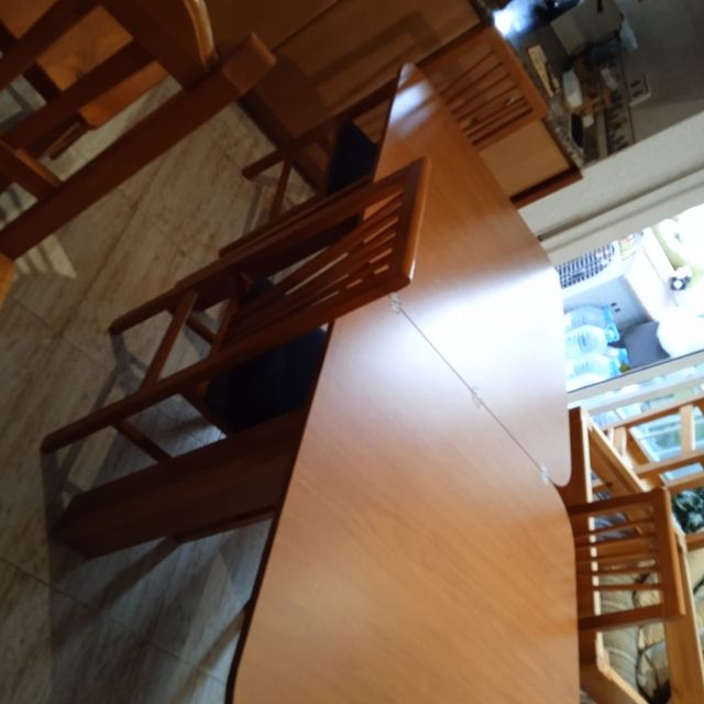 tavolo da pranzo in legno