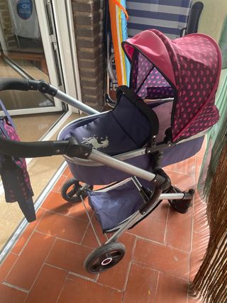 Cochecito de bebé niña muñeca