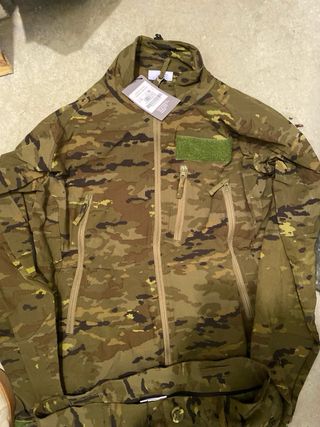 Traje Camuflaje Montaña