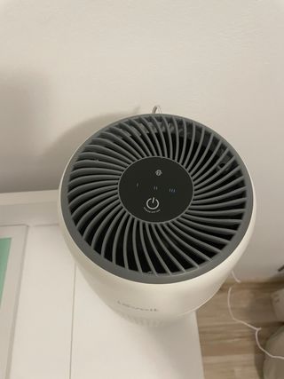 Purificador de aire Levoit blanco