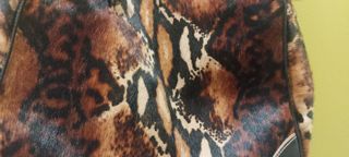 Bolso de Piel  estampado exótico 