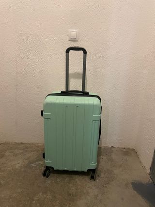 Maleta mediana rígida verde