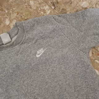 Sudadera Nike Gris