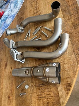 Colector escape 3 en 1 para moto