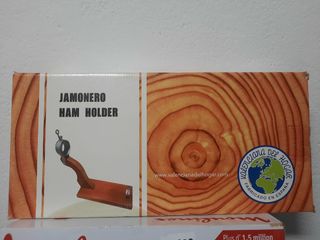 Jamónero de madera