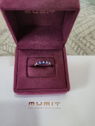 Anillo Mumit de diamantes y zafiros en oro blanco