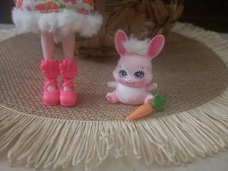 Muñeca Enchantimals Brie Bunny con Mascota
