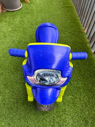 Moto correpasillos para niños