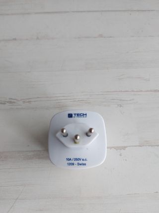 Adaptador de viaje universal Travel Blue