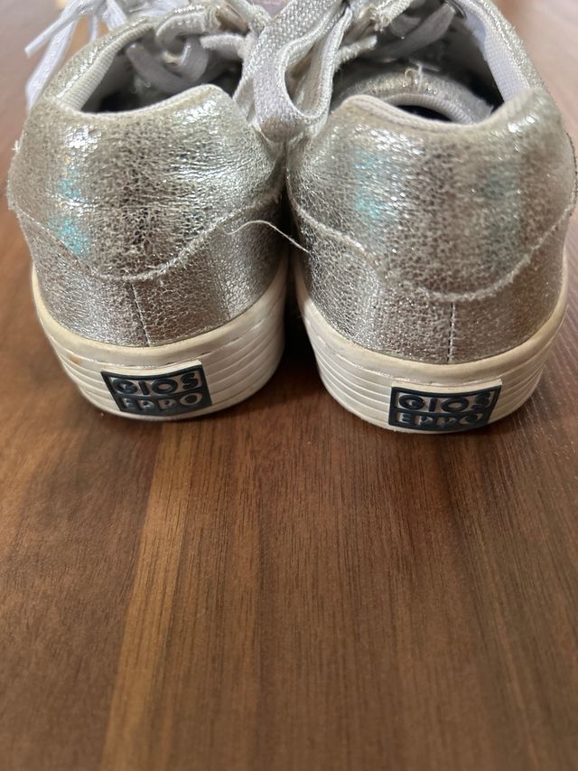 Zapatillas Gioseppo plateadas