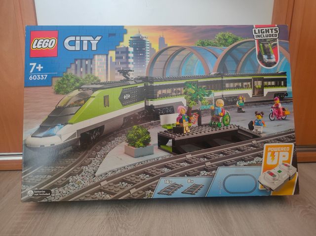 Lego City Tren de Pasajeros Alta Velocidad NUEVO de segunda mano