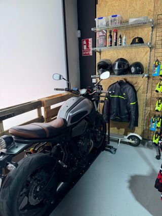 Yamaha XSR 700 - 2018 A2 IXIL RACE (con extras)