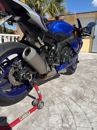 Yamaha R1 2019 (NO CAMBIOS)