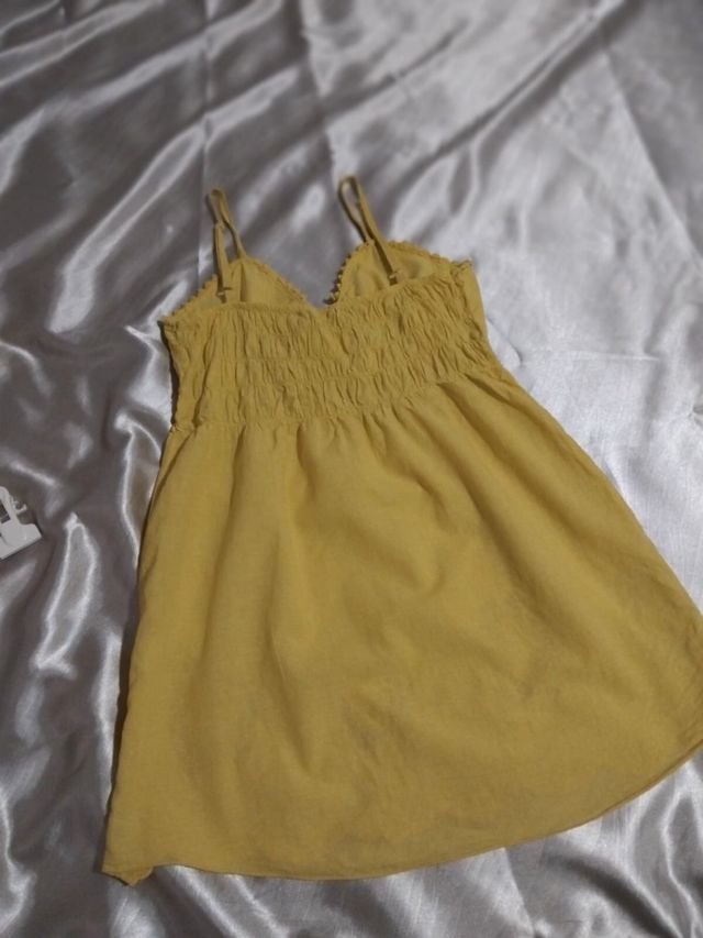 Canotta gialla con pizzo