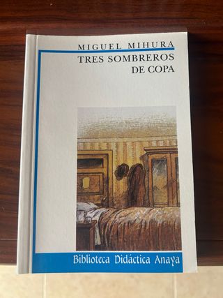 Tres sombreros de copa
