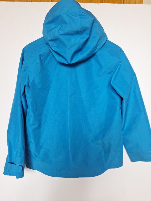 Chaqueta impermeable de alta gama.