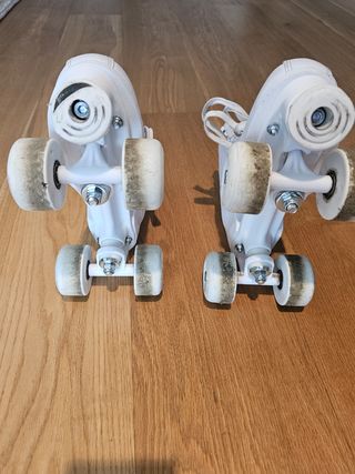 Patines de 4 ruedas blancos