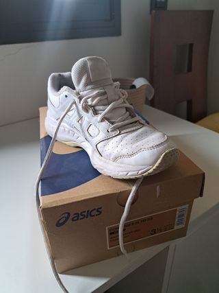 Zapatillas Asics niña talla 35,5