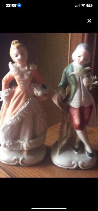 Pareja figuras porcelana vintage