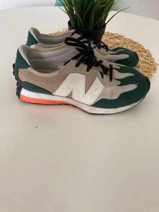 New Balance 327 Beige/Verde