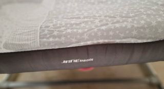 Minicuna Jané gris con estrellas