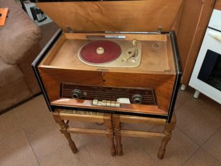 Radio y Tocadiscos Philips Vintage