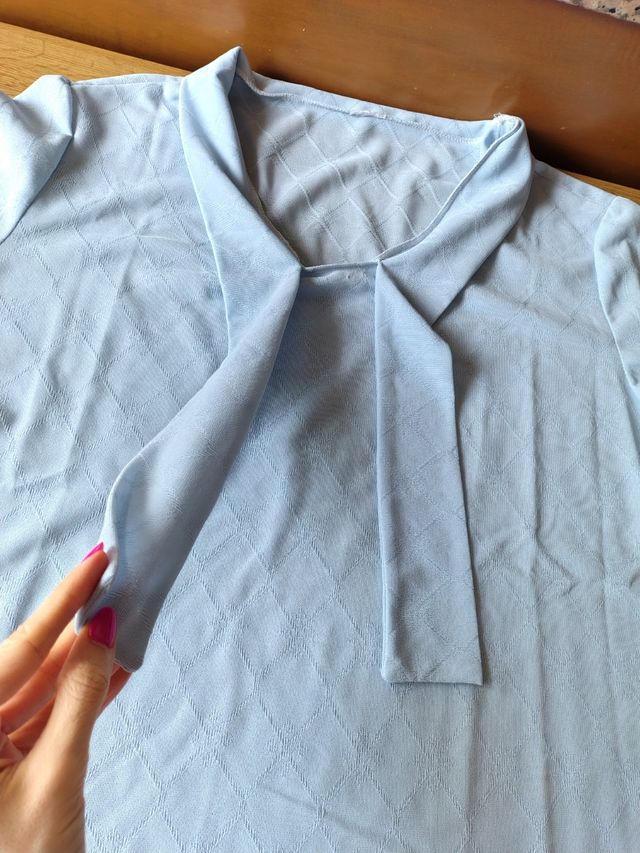 Maglietta donna manica corta con fiocco