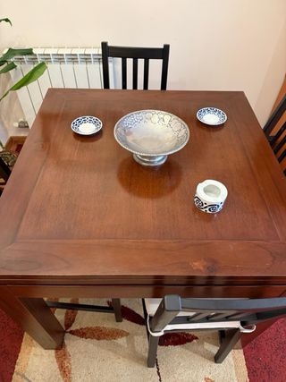 Mesa de comedor extensible madera y sillas