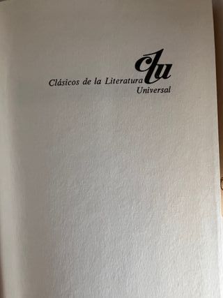 Libros: Los miserables y Los hermanos Karamázov