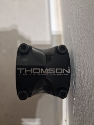 Potencia Thomson Elite X4 Negra