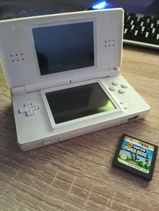 Nintendo DS Blanca + Super Mario Bros.