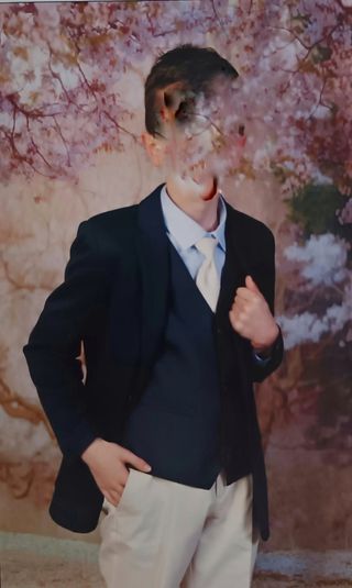 Traje de comunión niño azul marino y blanco roto