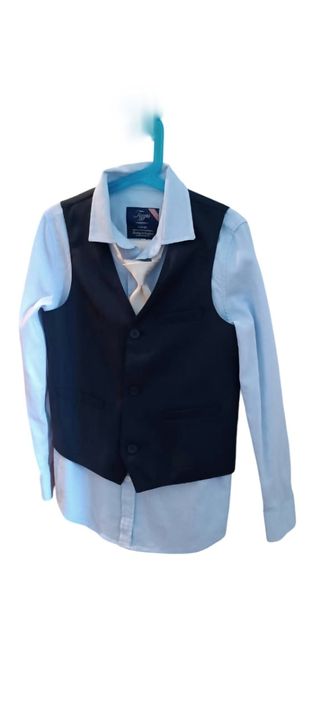 Traje de comunión niño azul marino y blanco roto